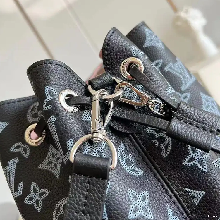 LV 2302HT0015 Bag 0623